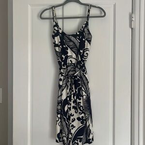 Milly size 2 navy and white dress. Tie around waist and back zip.